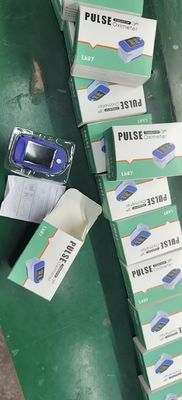 Χρηματοκιβώτιο 58*32*33.2mm σφυγμός Oximeter 1060hPa με το διπλό χρώμα OLED οργάνων ελέγχου ποσοστού καρδιών